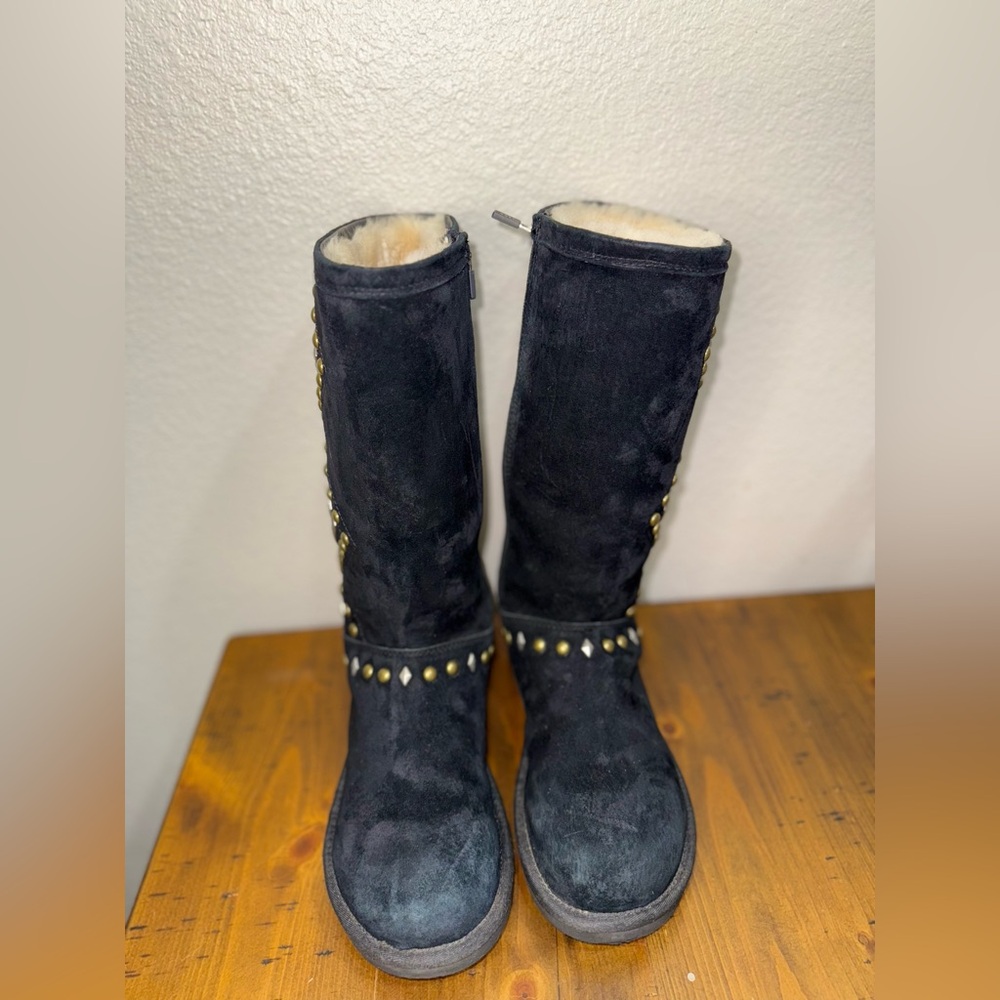 UGG Avondale Studded Black Suede Boots- Size 9 - Picture 3 of 10